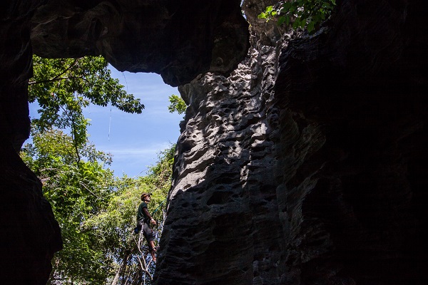 Escalada SumidouroCintiaPalhares Dentro2