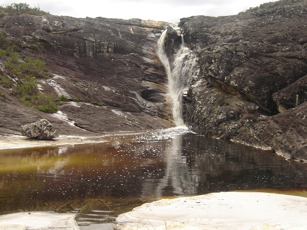 cachoeira_Milhoe_verde_dentro