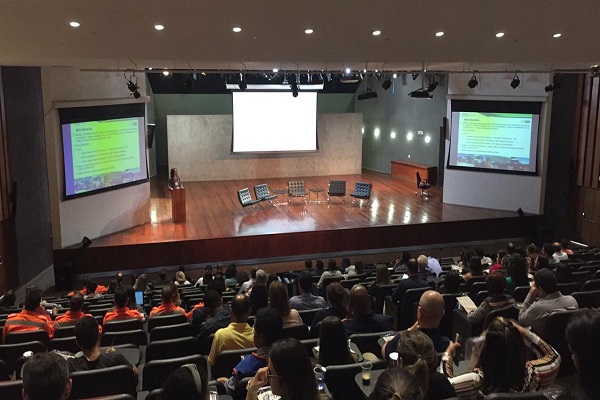 Seminário_Emergência_Ambiental_Dentro